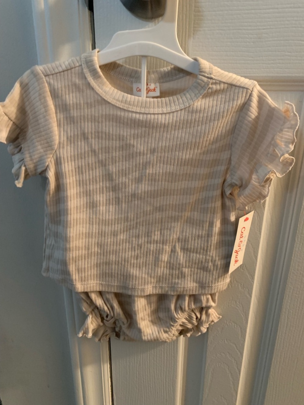 Cat & Jack Cream Stripe Ribbed Baby Top and Bloomer Set 6-9 Months NWT